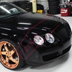 AVERY GLOSS BLACK
