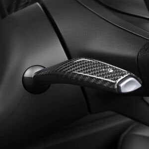 TESLA MODEL Y ORJİNAL PARLAK KARBON SİNYAL KOLU